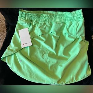Lululemon size 10 skirt